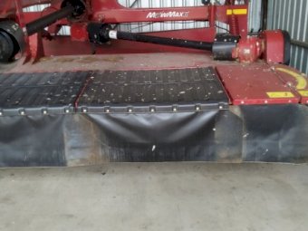 2016 New Holland MowMax 2 discbine Mower Conditioner