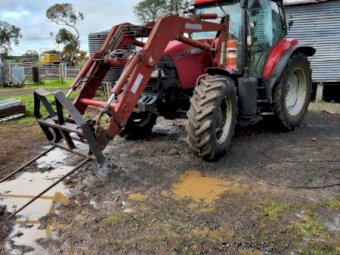 2005 Case MXU 115 Tractor with FEL