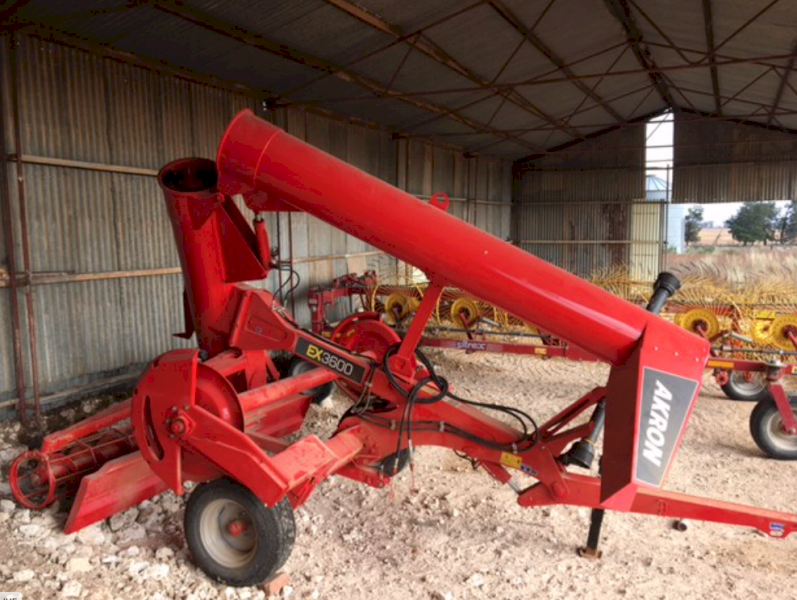 2022 Akron EX3600 Grain Bag Outloader
