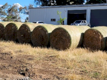 20 x Oaten Hay 4x4 Round Bales