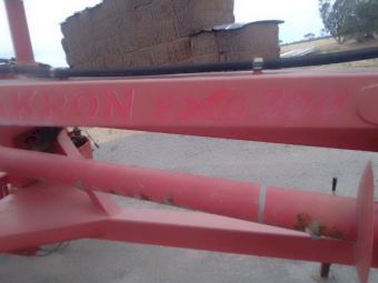 Akron EXG 300 Grain Bag Outloader