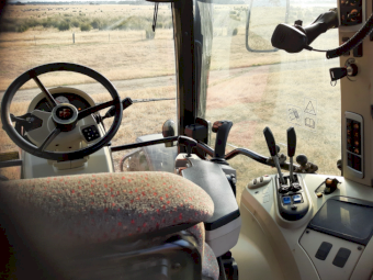 2018 Massey Ferguson 5711 SL Tractor