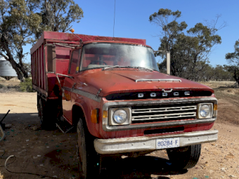 1975 Dodge 500 Tipper Truck