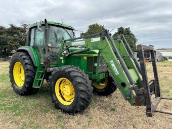 2001 John Deere 6910 130 hp  Tractor with FEL