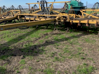 Simplicity Airseeder and 45ft AFM Bar