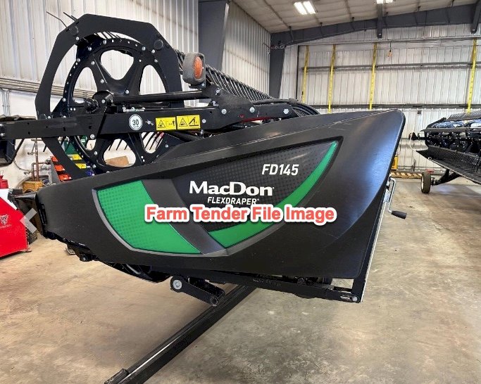 2018 MacDon FD 140 Draper Front