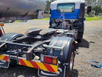 2017 Isuzu FRR 107-210  Truck