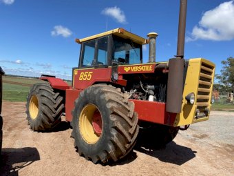 Versatile 855 Tractor