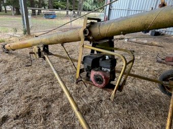 Mobilco 30 x 8 Auger