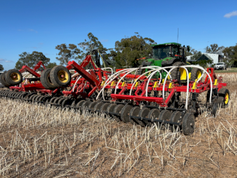 Bourgault 5710 Air Coulter Drill