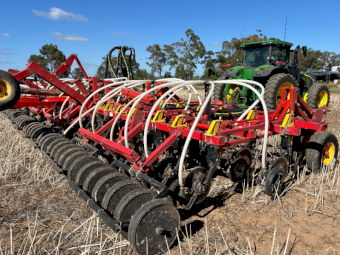 Bourgault 5710 Air Coulter Drill