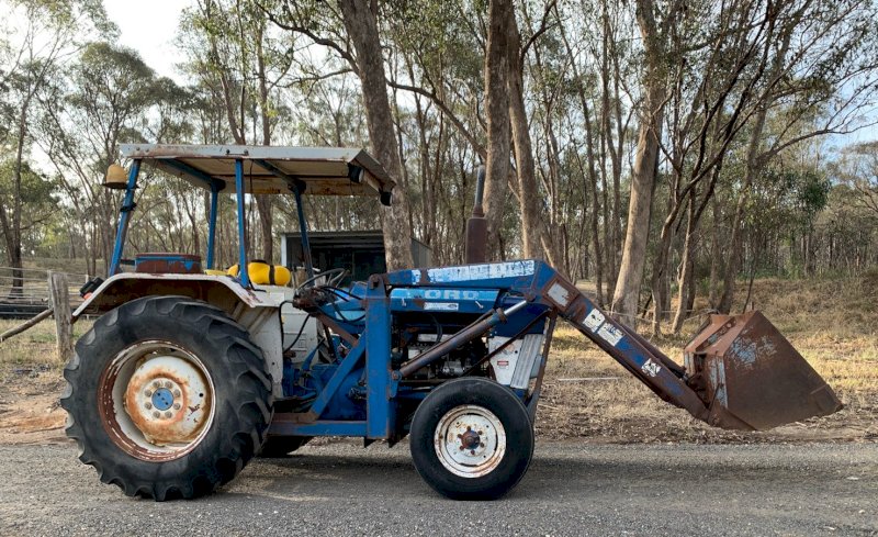 Ford 4110 Front End Loader Tractor