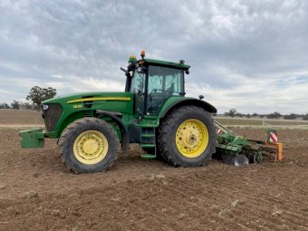 2007 John Deere 7630 Tractor