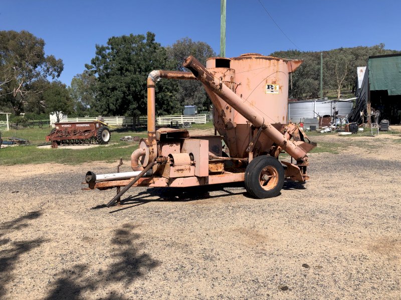 Parks Mixall Feed Mixer