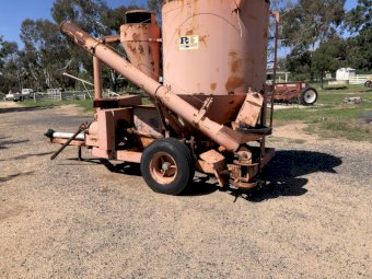 Parks Mixall Feed Mixer