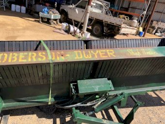 Dwyer Robinson Sheep Handler