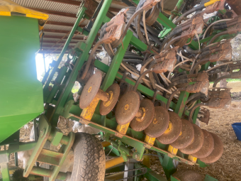 Aitchison Air Pro 4132 Air Seeder