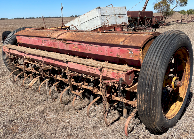 Massey Ferguson 500 Combine