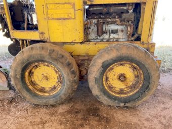 Alis Chalmers Road Grader