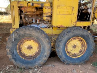 Alis Chalmers Road Grader