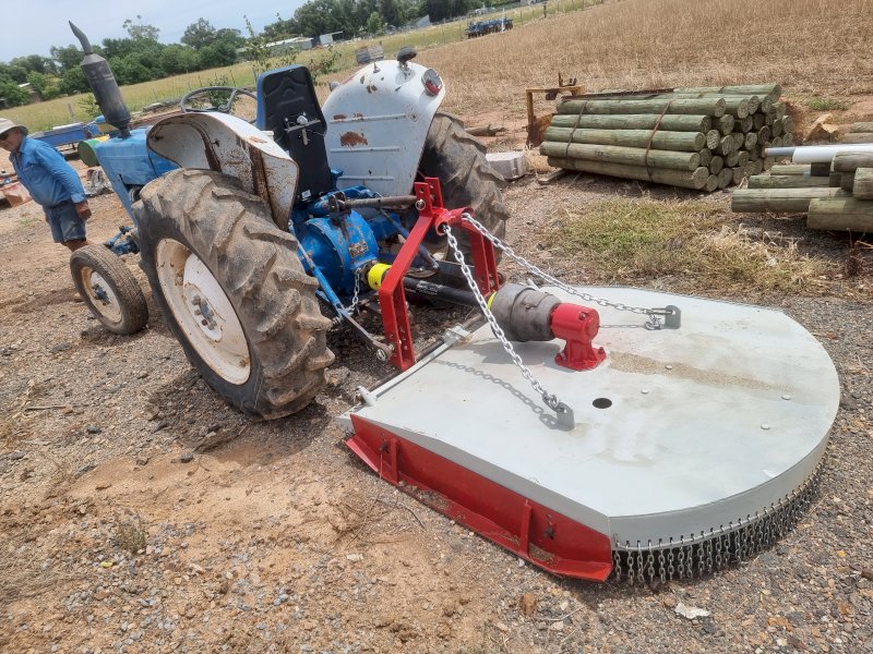 Ford 2600 Tractor with 4ft Slasher