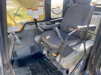 Komatsu PC200 Excavator