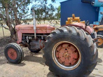 Massey Ferguson 65 Tractor