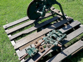 Southern Cross Pump Jack | Farm Tender