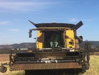 2021 New Holland CR10.9 Header