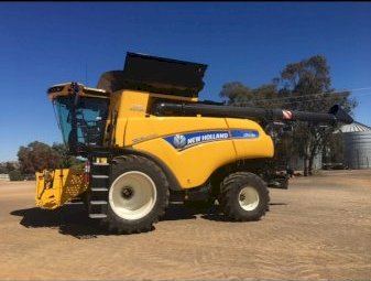 2021 New Holland CR10.9 Header