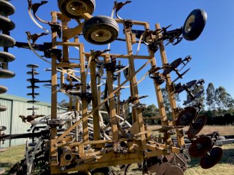 2007 Ezee-On 36Ft Air Seeder Bar