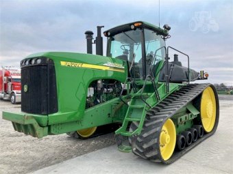 WANTED Second Hand 30-36 inch Tracks to suit John Deere 9400T/9420T