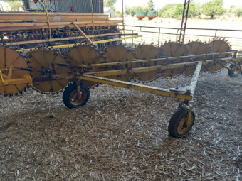 Connor Shea 8 Wheel Hay Rake