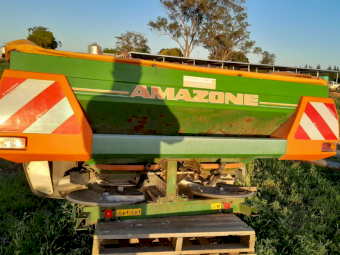 2017 Amazone ZA-M 1501 Spreader