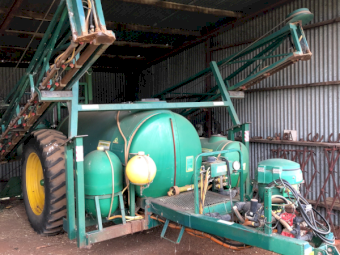 Goldacres 4024 Prairie Boom Spray