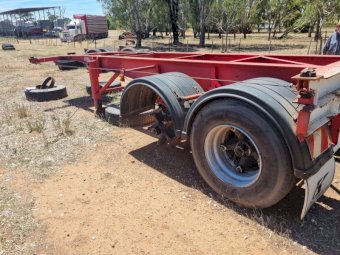 Krueger 20ft Skel Trailer