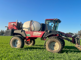 2013 Miller Nitro 4365 SP Boom Spray