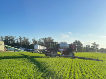 2013 Miller Nitro 4365 SP Boom Spray