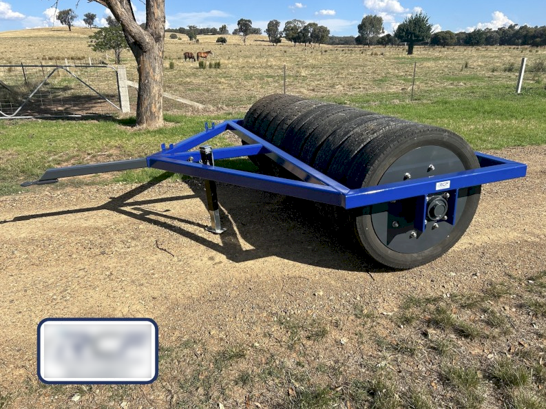 RCF Welding & Fabrication 3m Truck Tyre Crop Roller