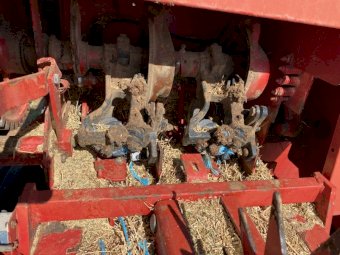 New Holland 575 Small Square Baler