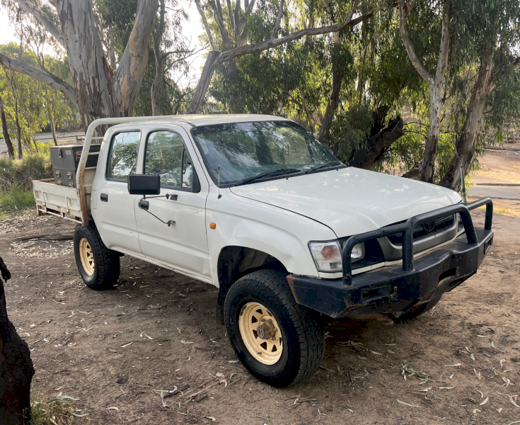 2001 Toyota Hilux Twin Cab Ute