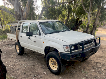 2001 Toyota Hilux Twin Cab Ute