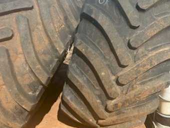 2 X Alliance 800/65R32 Tyres