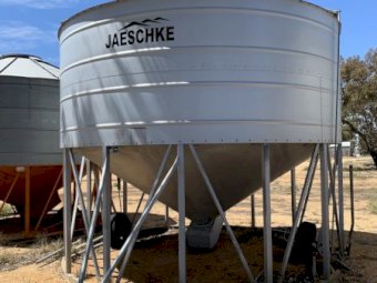 32 tonne Jaeschke Field Bin