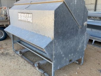 Advantage Feeder 2.5 tonne