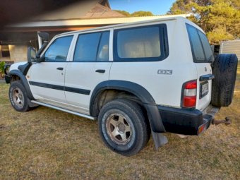 1998 Nissan Patrol Wagon """Negotiable"""