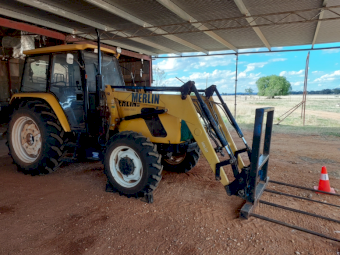 1990 Merlin Tractor