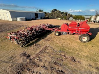 2009 Morris Concept 2000 & 8370XL Cart