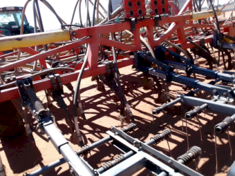 Horwood Bagshaw Scaribar Seeder