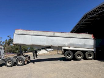 1988 Borcat 34ft x 6ft Tri Axle Tipper Trailer